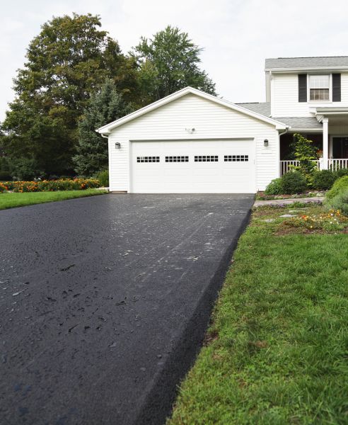 Blacktop Driveway Paving in Sherman
